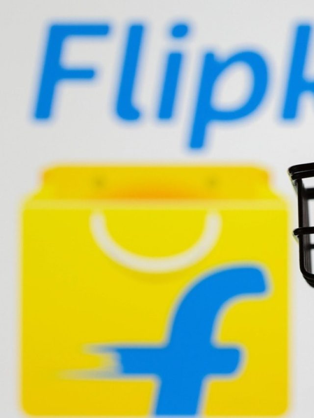 Flipkart Black Friday Sale शुरू,  आधे से भी आधे दाम में मिल रहा बहुत कुछ