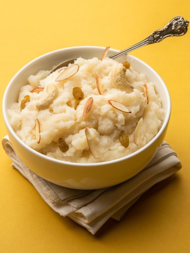 সুজি দলা পাকাবে না, এভাবে বানান 'পারফেক্ট' হালুয়া