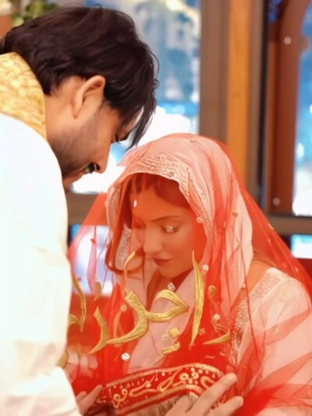 मक्का-मदीना में सीक्रेट 'निकाह' के बाद एक्ट्रेस ने दिखाई रिंग, सूट में सुंदर लगीं नई दुल्हन