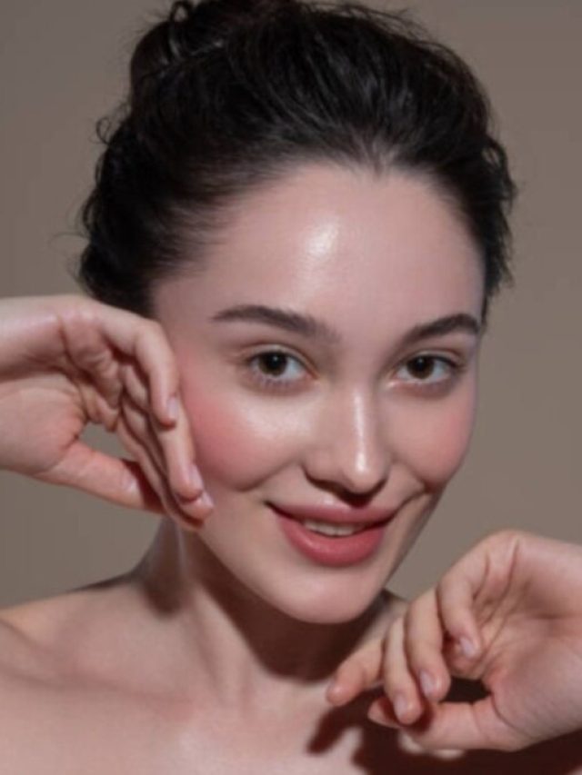 रोज सुबह उठकर खा लें पानी में भीगे हुए अंजीर, झुर्रियों से घिरा चेहरा दिखने लगेगा जवान