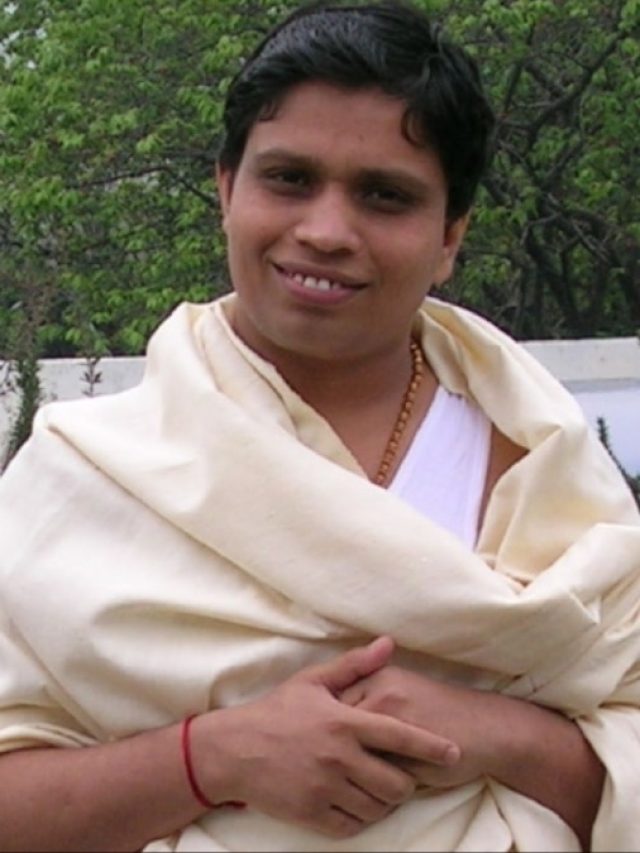 आचार्य बालकृष्ण ने बताया टॉन्सिल से छुटकारा पाने का अचूक उपाय, कर लें ये काम