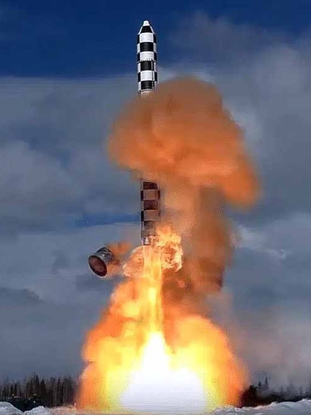 जब चाहे खत्म कर दे आधी दुनिया! इस देश के पास हैं सबसे ज्यादा परमाणु हथियार!