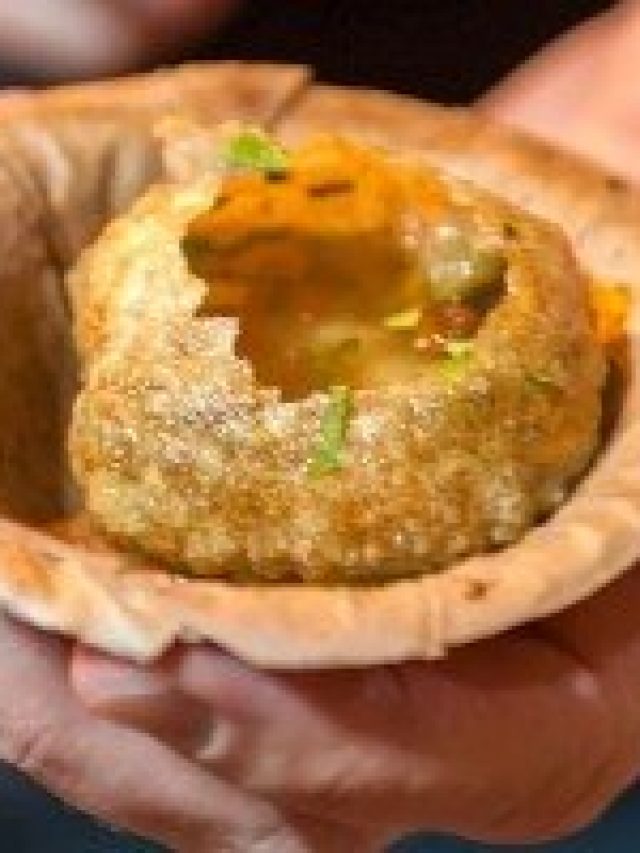 মেয়েরা এত ফুচকা খান কেন? জানলে হাঁ হয়ে যাবেন