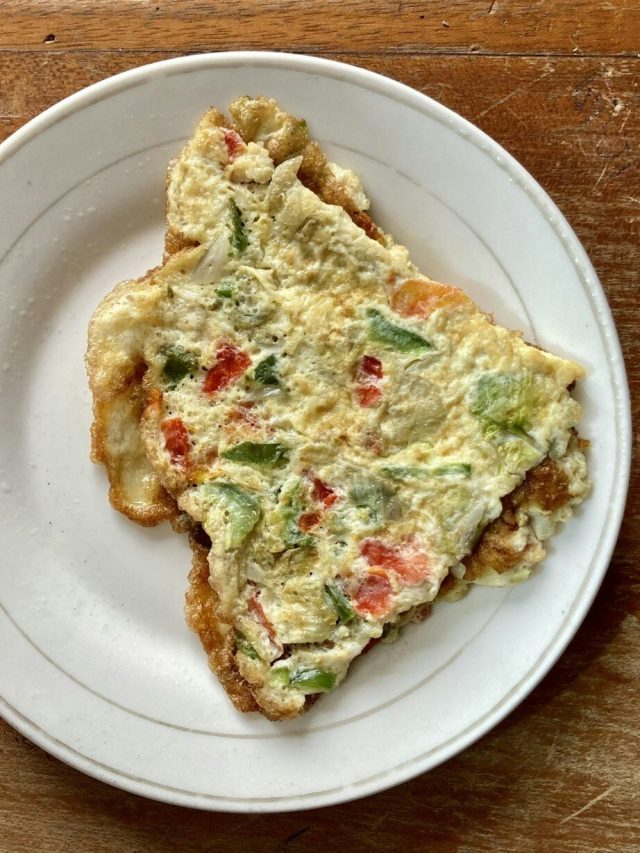 ওমলেট আর মামলেটের মধ্যে পার্থক্য কী? অনেকেই জানেন না