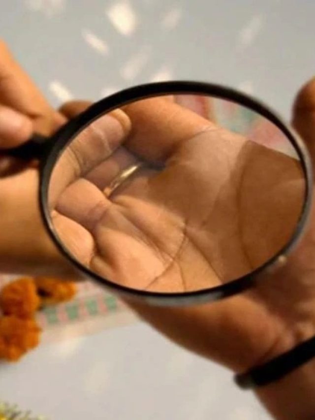 আপনার হাতে আদৌ টাকা আছে নাকি পণ্ডশ্রম করছেন, বলবে এই রেখা