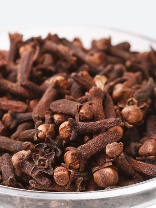 মুখে ঢোকান ১টা লবঙ্গ, ব্যস, খেলা শুরু