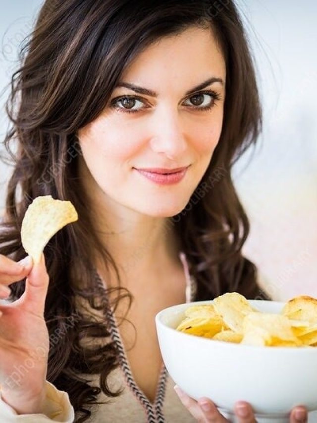 মাত্র ৫ মিনিটে জমিয়ে দিন পার্টি, মুচমুচে আলুর চিপস বানানো দারুণ সোজা