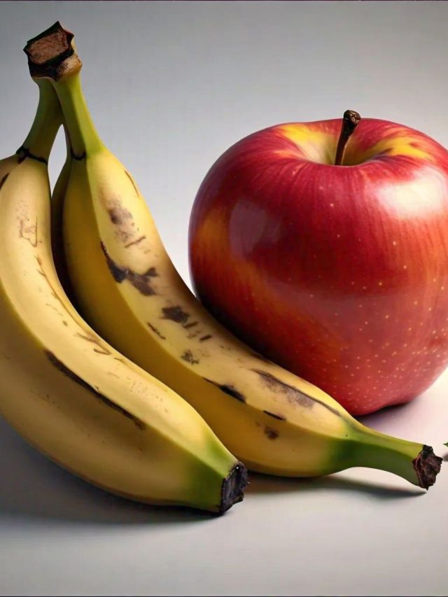 কলা ও আপেল একসঙ্গে খেলে কী হয়? জানলে চমকে উঠবেন