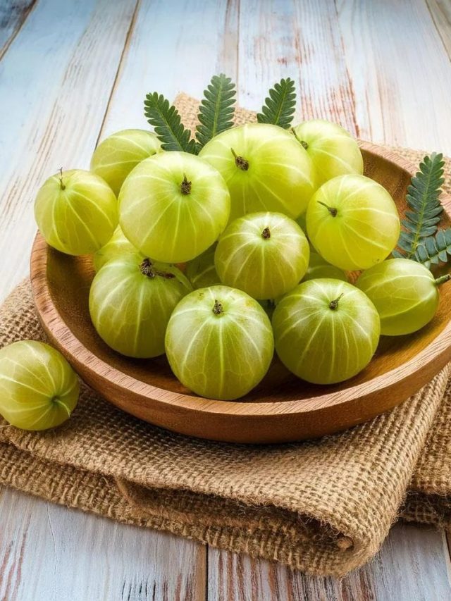 যৌবন তেজি ঘোড়ার মতো ছুটবে! এই ১ ফল খেলেই কেল্লাফতে