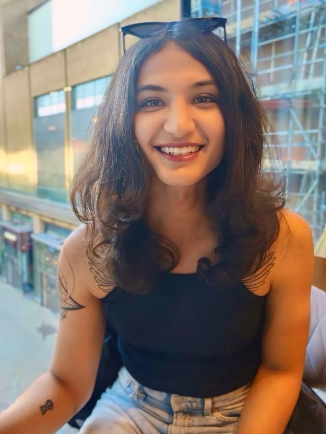 लड़के से लड़की बने क्रिकेटर के बेटे का नया वीडियो... इस शहर में मनाएगा क्रिसमस