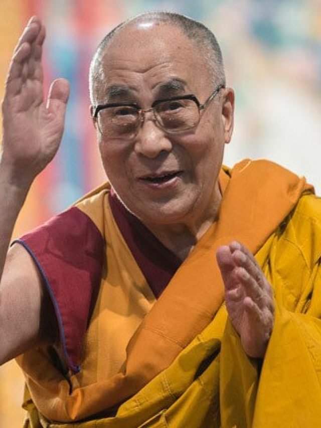 মুখে থাকবে সবসময় হাসি, দলাই লামা দিলেন সুখের ৫ চাবিকাঠি