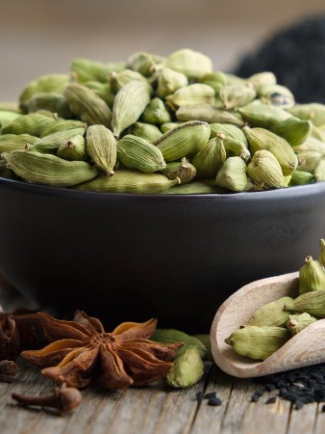 লাগবে শুধু ২টো এলাচ, ব্যস একমাসেই আপনার বাড়িতে টাকার পাহাড়