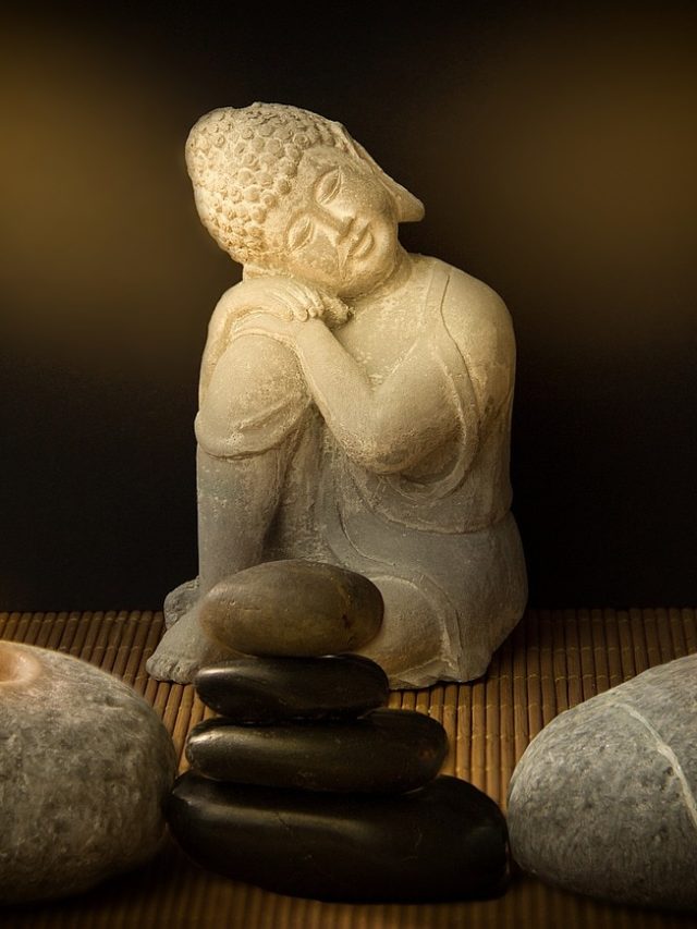 বাড়ির এই দিকে রাখুন বুদ্ধ মূর্তি! এভাবেই শান্তি- সৌভাগ্য থাকবে  বাড়িতে