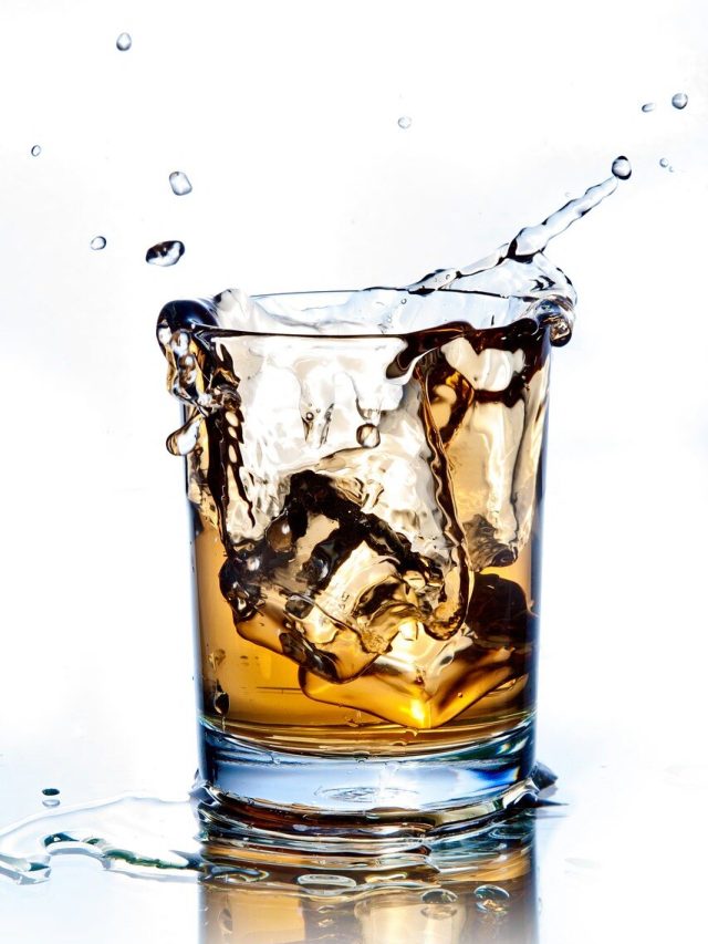 মদের সঙ্গে চাটে এসব খাচ্ছেন? ব্যাস! শরীরের দফারফা হবে