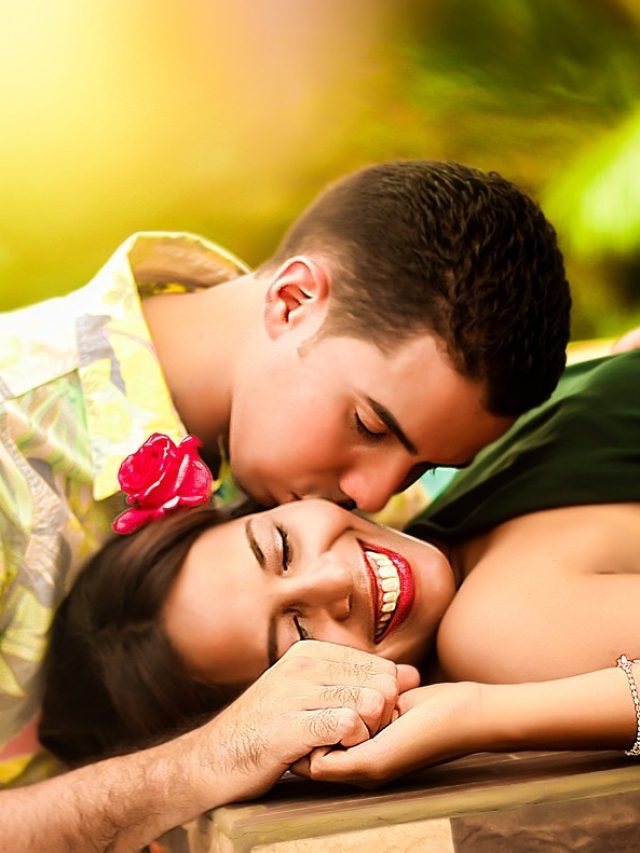 ঘনিষ্ঠ প্রেম এবার শেষ হতে চলেছে, এই ৫ লক্ষণ জানান দেয়