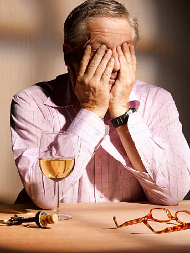 মদ খাওয়া ছাড়বেন কীভাবে? এই টিপসে কাজ হবেই