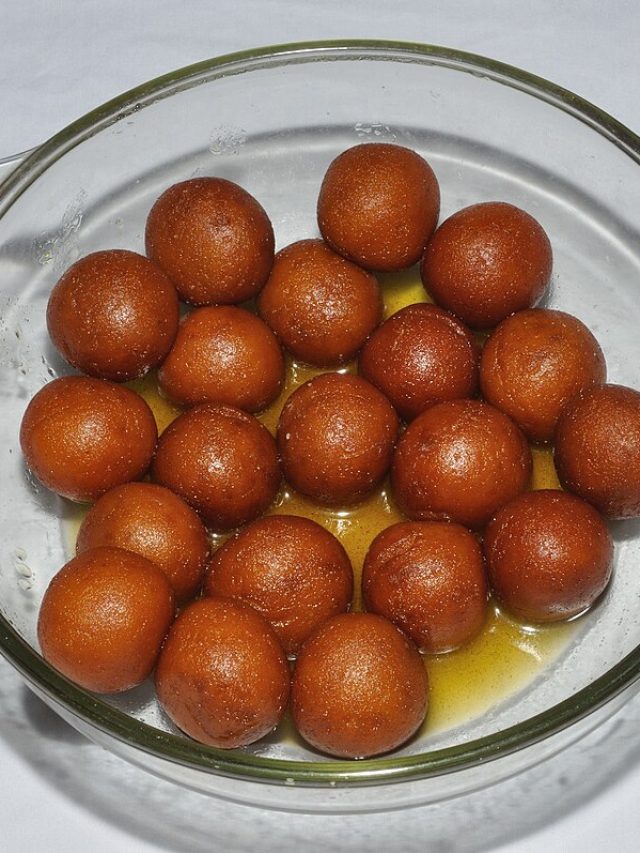 দেখতে হুবহু এক, পান্তুয়া ও গুলাবজামুনের পার্থক্যটা কোথায়?