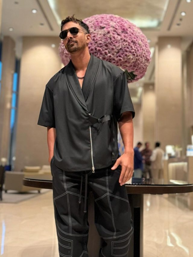 81% नंबर से पास हुए एक्टर हर्षवर्धन, मार्कशीट दिखाकर कार्तिक आर्यन को किया टैग, जानें क्यों?