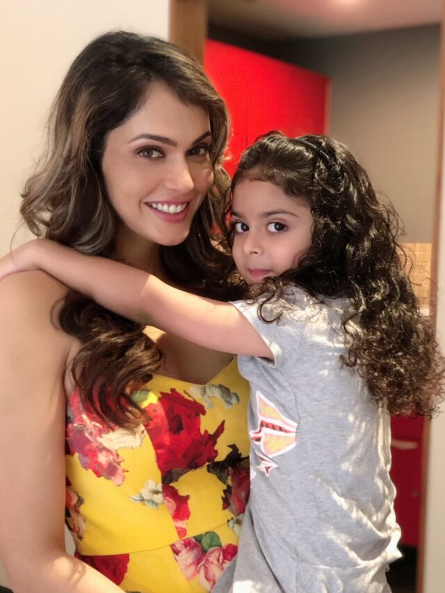 मां-बाप के तलाक से अनजान थी बेटी, पति ने दुनिया में फैलाया, एक्ट्रेस बोली- बहुत डरी...