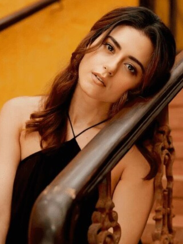 'देश के कानून ने दी मुझे इजाजत', PAK एक्टर फवाद संग काम करने पर बोलीं रिद्धि डोगरा