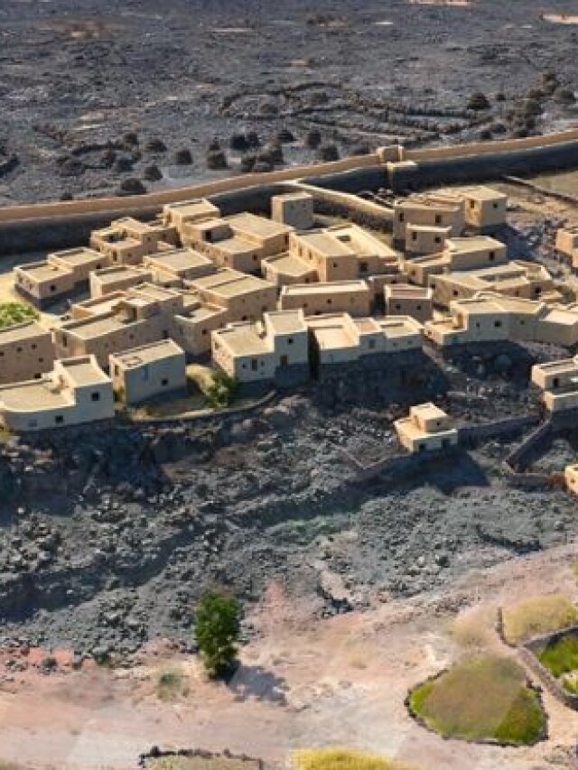 'Built in 2400 BC': Scientists discover 4,000-year-old ancient town in Saudi Arabia