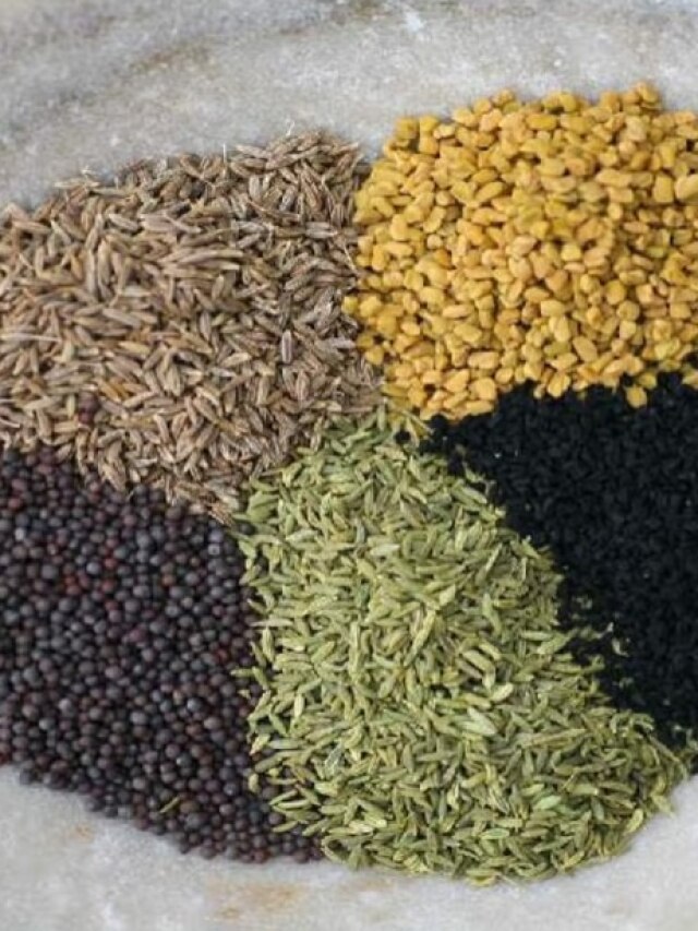 যেতে হবে না দোকানে, ঘরে পাঁচফোড়ন বানিয়ে স্টোর করুন সারাবছর