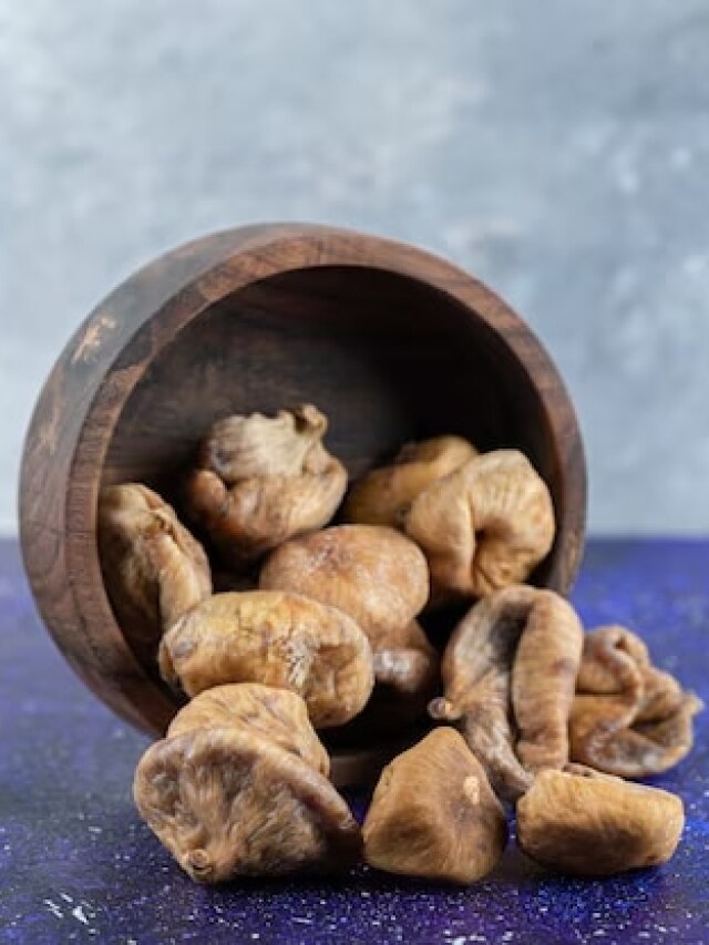 रोज खाली पेट पिएं इस ड्राई फ्रूट का पानी, आचार्य बालकृष्ण ने बताए 3 बड़े फायदे