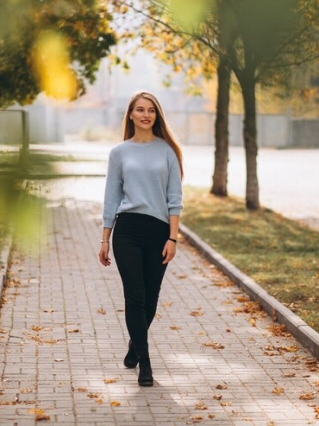 उम्र के मुताबिक रोज कितना पैदल चलना चाहिए? वजन घटाना है तो जान लें