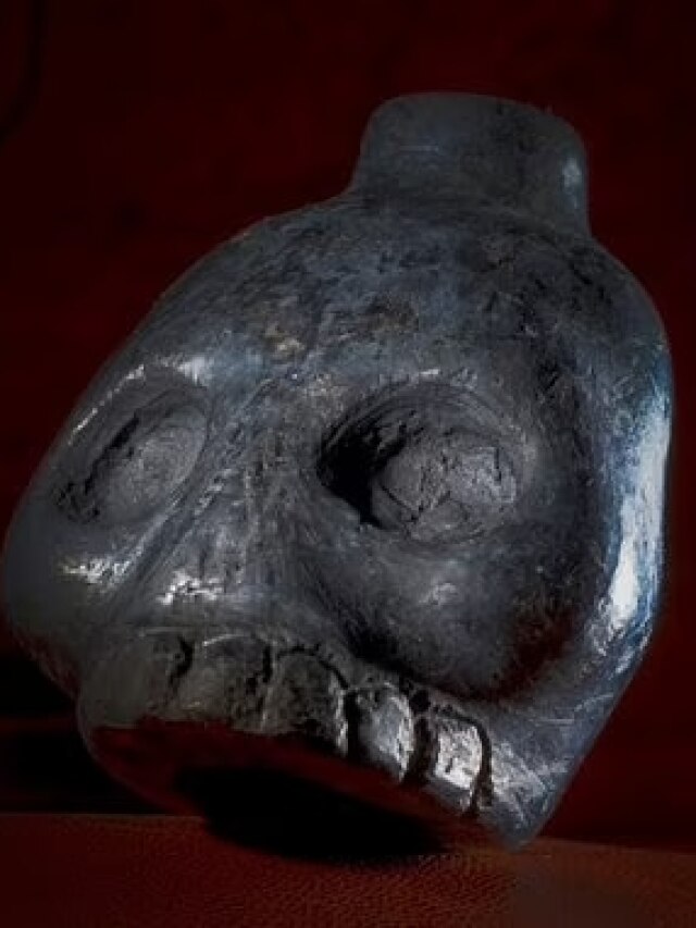 'Listen to the scream of 1,000 corpses': The Ancient Aztec Death Whistle still terrifies to this day