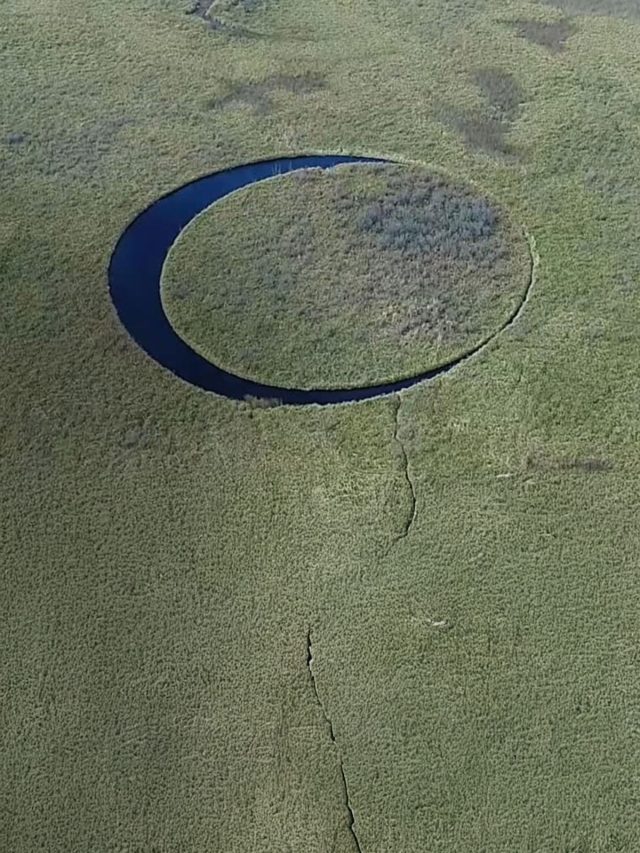 'Is this Alien?': Argentinian island 'Eye' spins in perfect circles but no one knows why