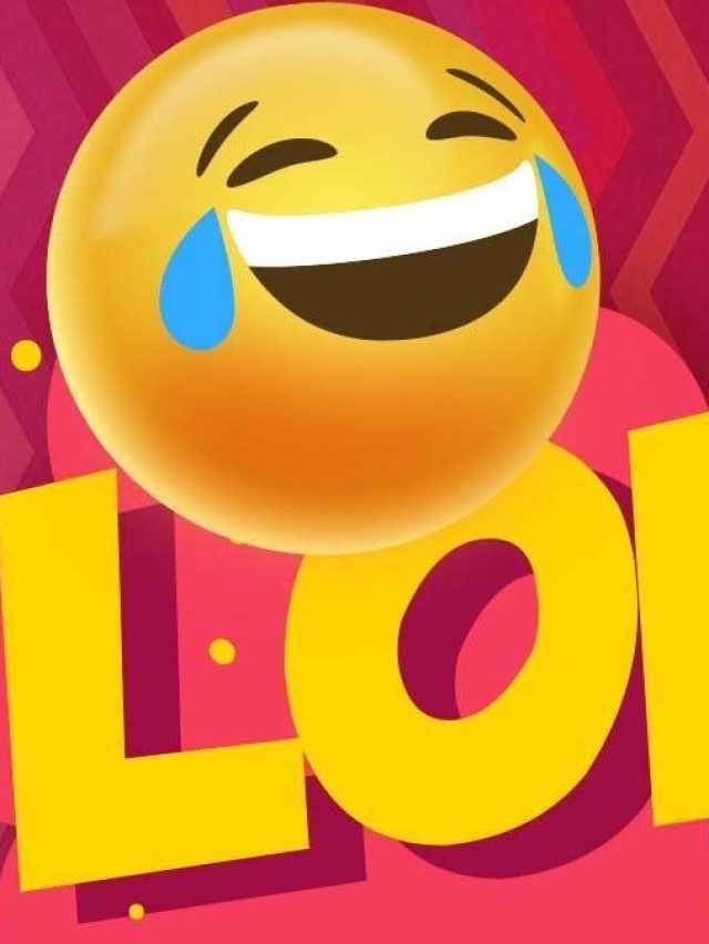 Jokes in Hindi: जब लड़की ने नहीं किया मैसेज का रिप्लाई, तो लड़के ने लिखी मजेदार शायरी