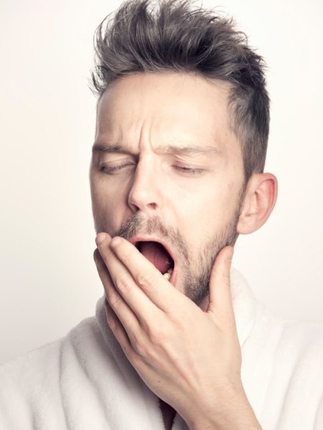 পর্যাপ্ত পরিমাণে ঘুমোচ্ছেন না!  লোপ পেতে পারে পুরুষত্ব