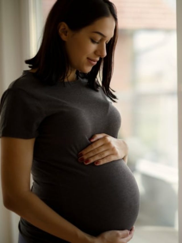 প্রথমবার মা হওয়ার জন্য সঠিক বয়স কোনটা? জানালেন ডাক্তার নিজেই