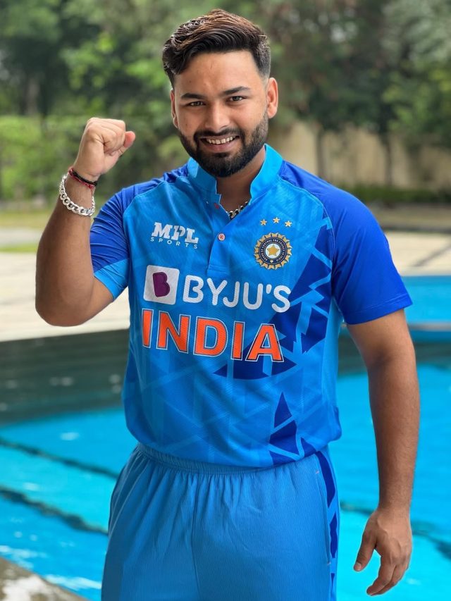 IPL के सबसे महंगे क्रिकेटर ऋषभ पंत कितने पढ़े लिखे हैं? DU से ली है ये डिग्री