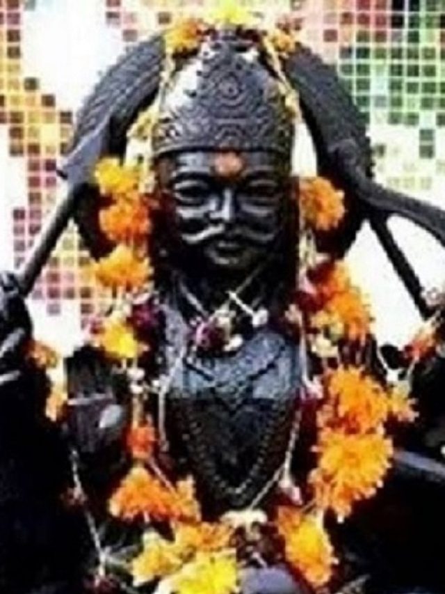 2025 में 138 दिन शनि चलेंगे उल्टी चाल, इन 3 राशियों का शुरू होने वाला है बुरा दौर