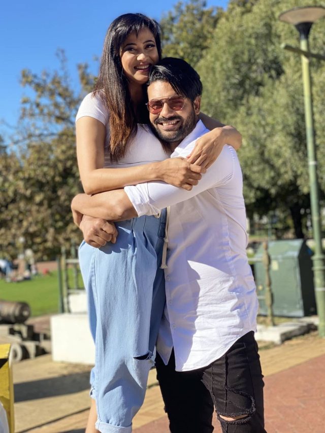 श्वेता तिवारी ने ऑनस्क्रीन बेटे संग की तीसरी शादी? वायरल फोटो पर तोड़ी चुप्पी- हां मैंने...