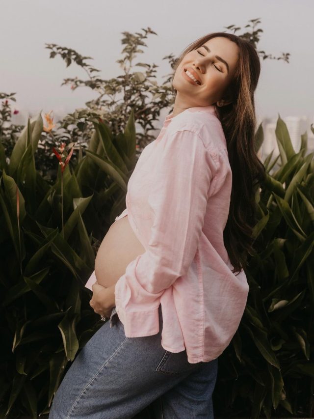 प्रेग्नेंसी के 9वें महीने में एक्ट्रेस, गौमूत्र-गोबर-दूध से बना खा रही घी, बोली- अच्छा...