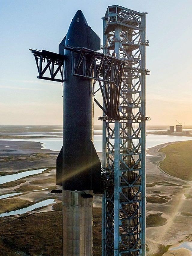 SpaceX ने समंदर में गिराया अपना रॉकेट, सामने आया वीडियो