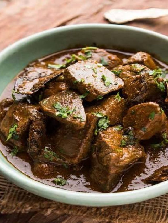 চিকেনের গিলে-মেটে রসিয়ে কষিয়ে রাঁধুন, বাঙাল বাড়িতেই হয় এটা