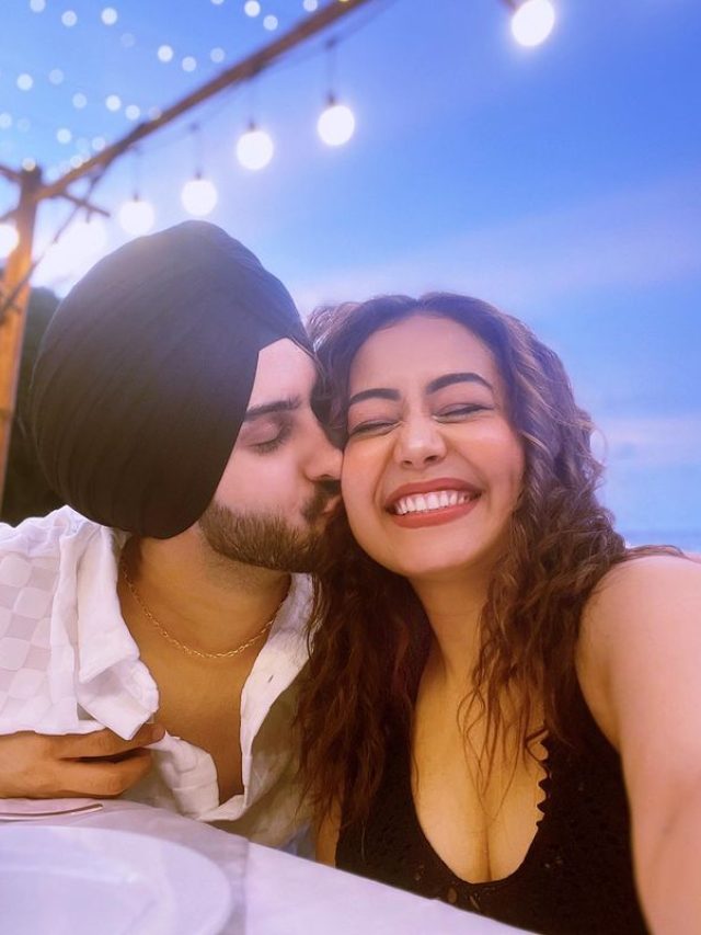 বয়সে বড় মহিলাদের কেন বিয়ে করেন ছেলেরা? রয়েছে এইসব সুবিধা