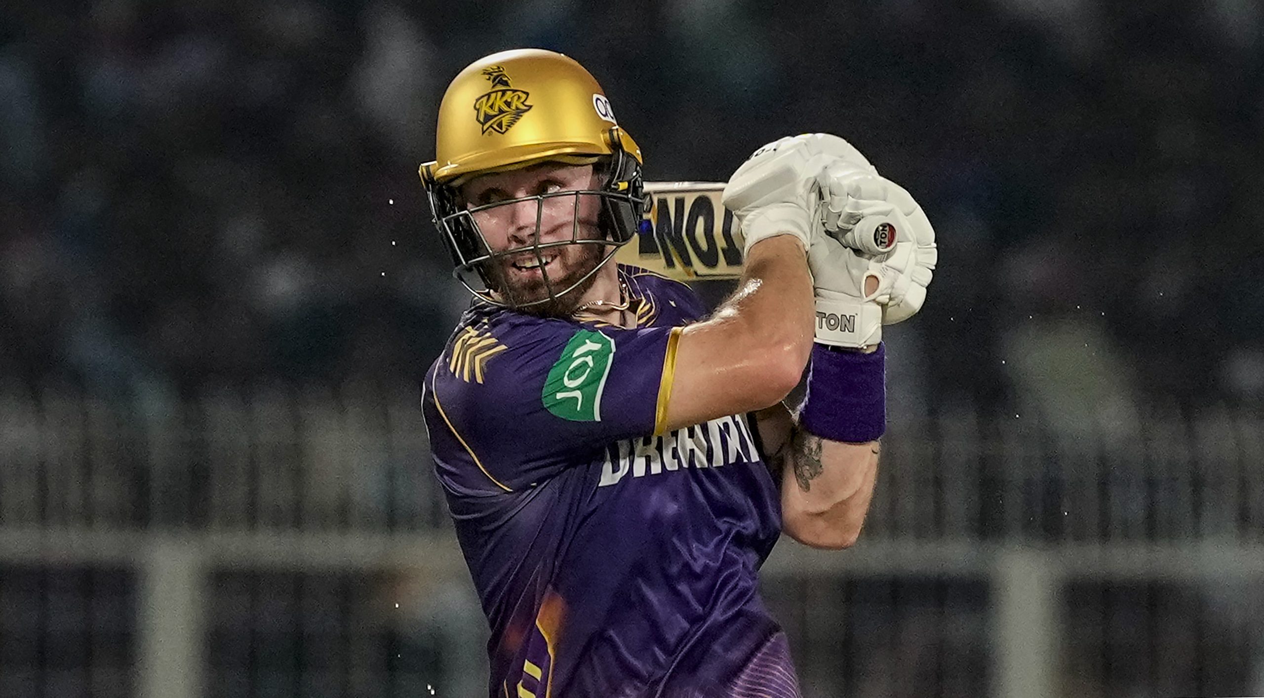 शाहरुख की KKR से हुई बड़ी चूक! जिस खिलाड़ी को निकाला, उसने जड़ा शतक