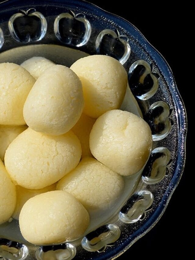 পাউরুটি দিয়েই বানান দারুণ এই রসগোল্লা, জানুন এই সহজ রেসিপি