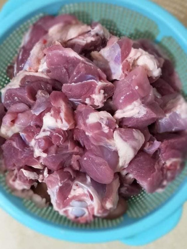 খাসির এসব জায়গার মাংসই নরম আর টেস্টি হয়, জেনে কিনুন