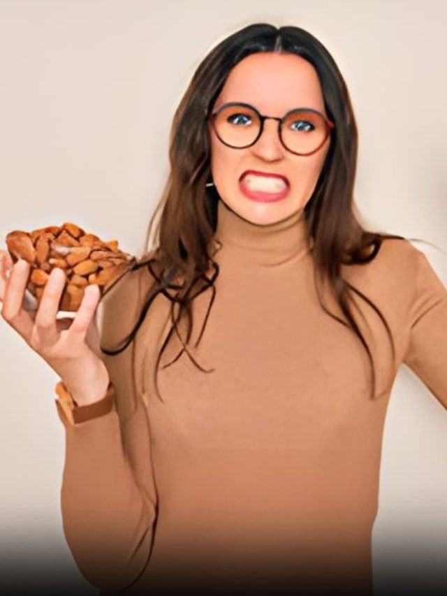 बादाम खाने से दूर हो सकता है गंजापन? विटामिन ई से भरपूर, इतनी मात्रा फायदेमंद