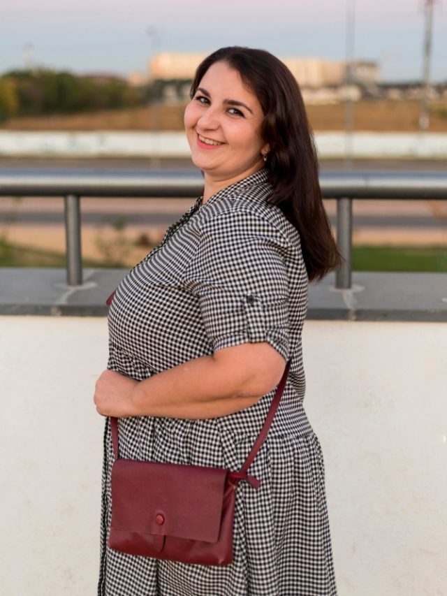 40 की उम्र के बाद महिलाएं खाना छोड़ दें ये चीजें,  नहीं तो शरीर को होंगे बड़े नुकसान