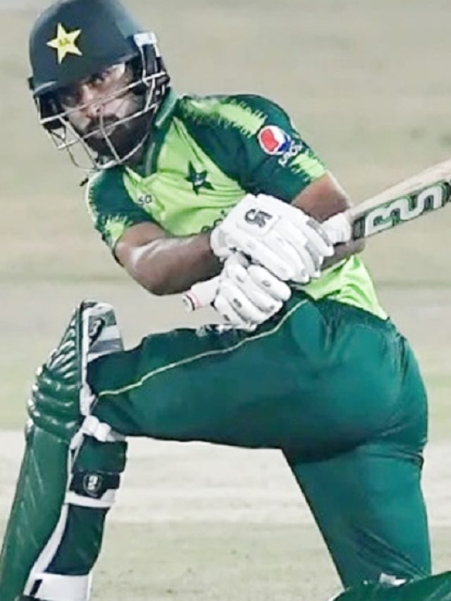 मिल गया क्रिकेट का असली 'डकमैन'... अब्दुल्ला की हैट्रिक से पाकिस्तान शर्मसार