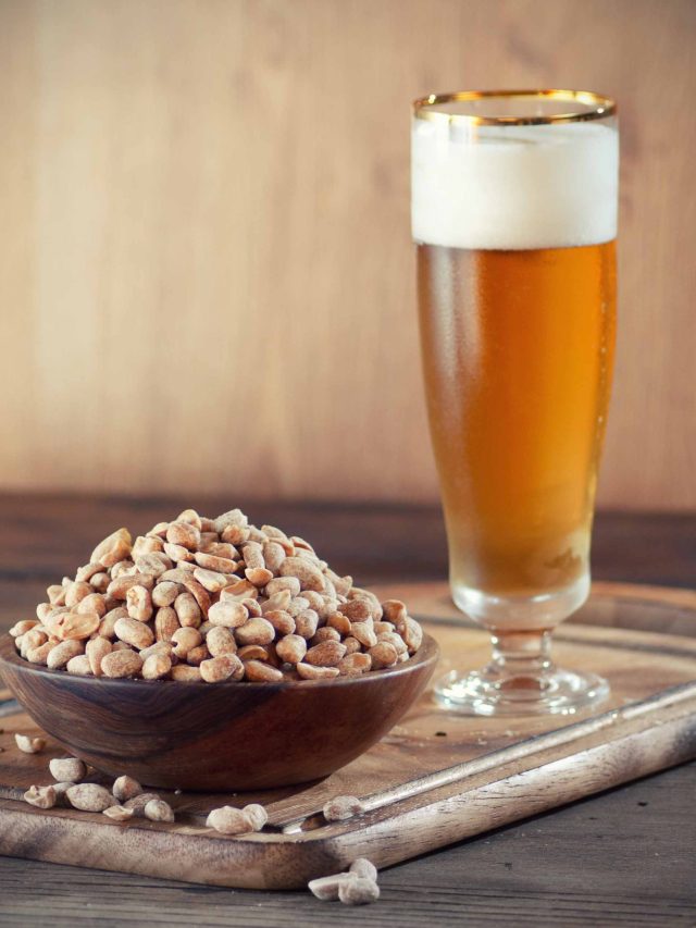 शराब परोसने वाले रेस्टोरेंट-बार फ्री मूंगफली देकर कोई एहसान नहीं करते, यह है वजह