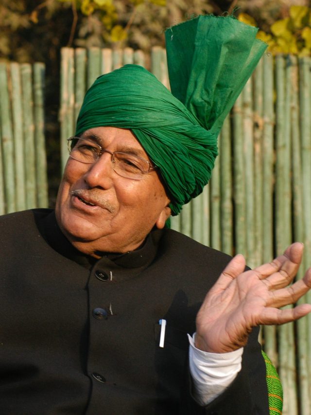 फिल्म 'दसवीं' का असली चेहरा थे Ex CM चौटाला, इन हालातों में की थी पढ़ाई