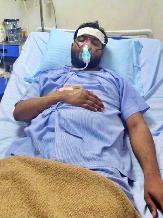 खान सर की तबीयत बिगड़ने से छात्र परेशान, कभी 'असली नाम' पर उठे थे सवाल