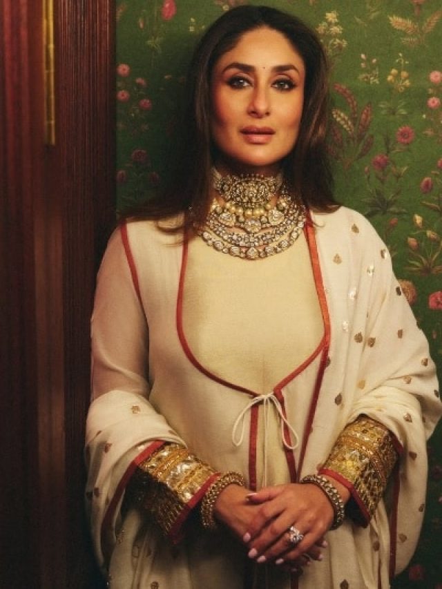 PAK डिजाइनर का सूट पहन करीना ने दिखाए नवाबी ठाठ, गले का हार लूट ले गया लाइमलाइट